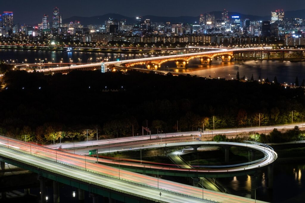 韓国ニキビケアの朝夜ルーティンで効果的な方法は？